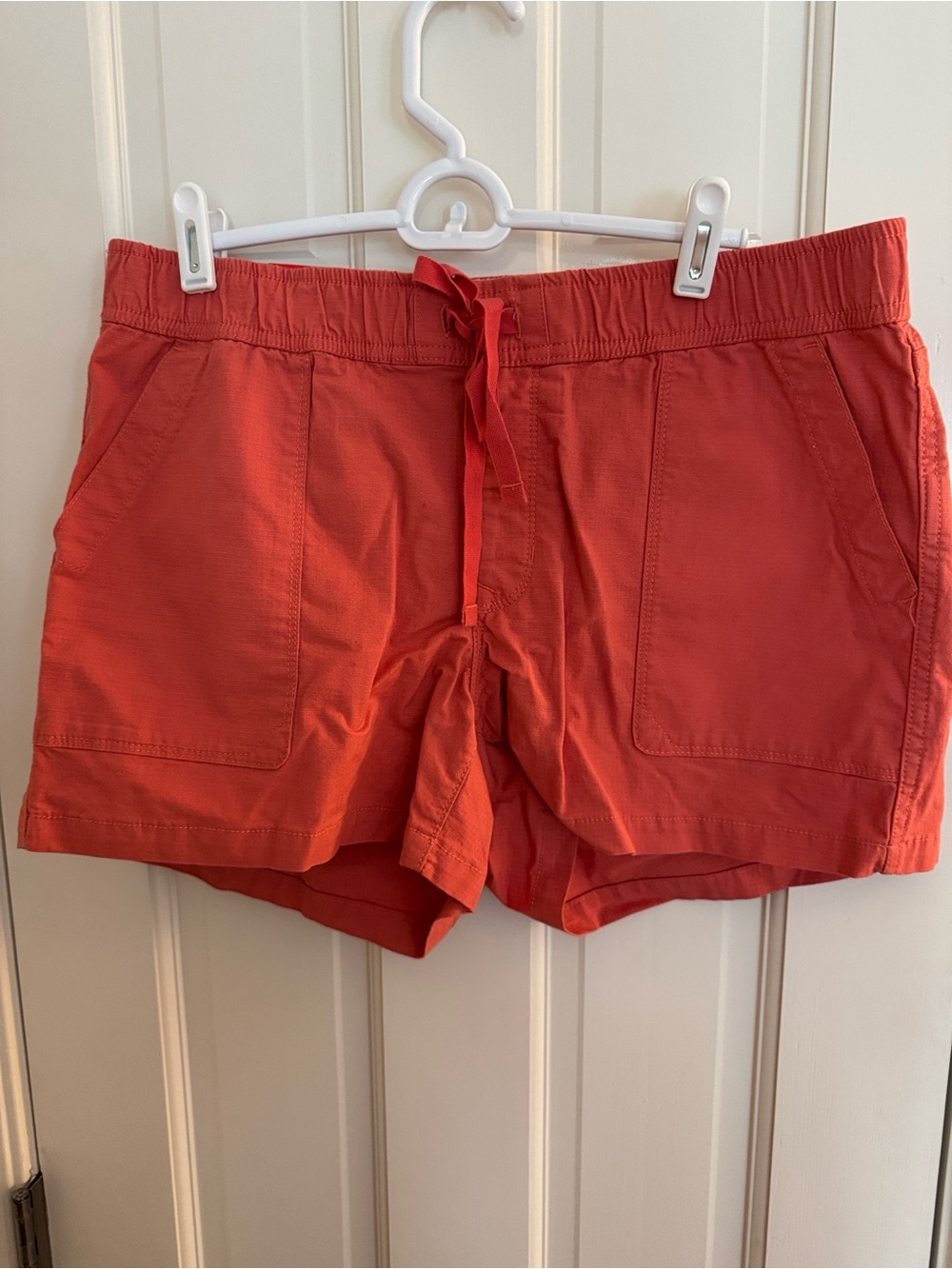 The North Face Coral Drawstring Active Shorts